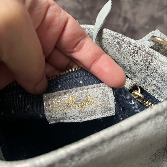 Miss Albright small sling bag - Picture 7 of 8